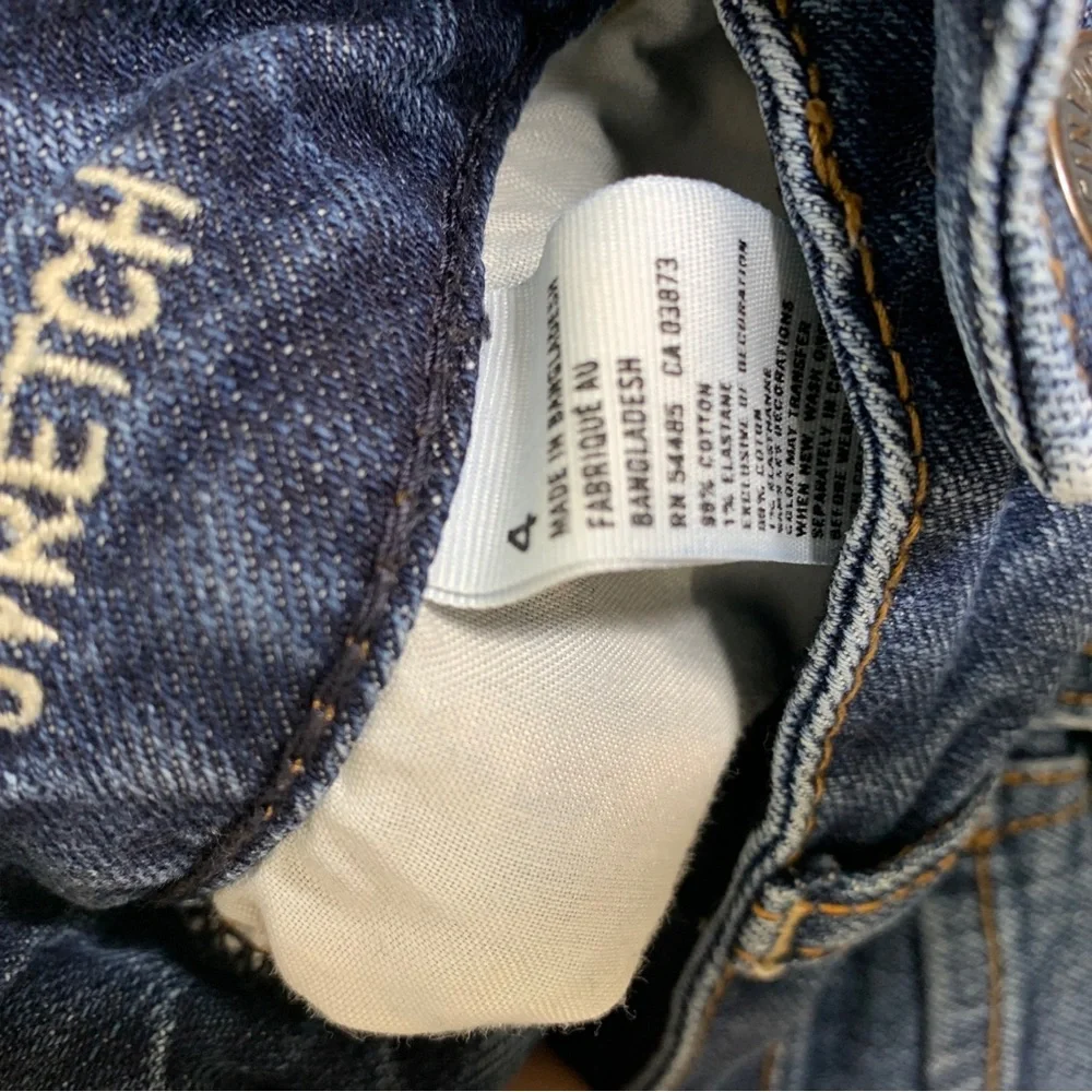 American Eagle Stretch Size 4 Denim Shorts Women Raw Hem Beach cut off Boho